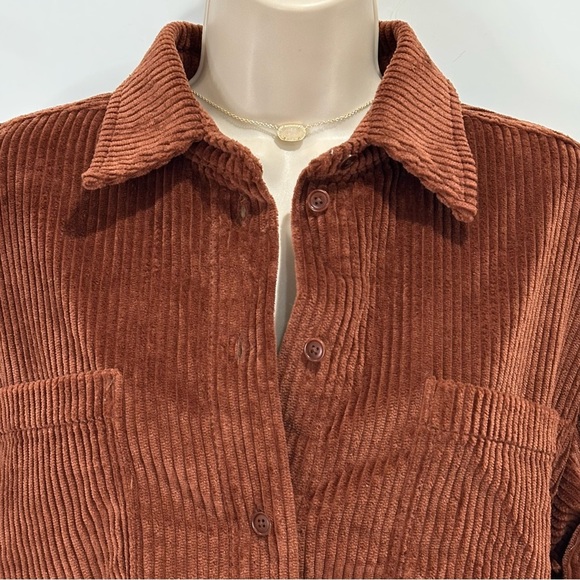 Aritzia Sunday Best Tilly Shirt Jacket Corduroy Oversized Brown Size 2 Boho Chic - Picture 8 of 13
